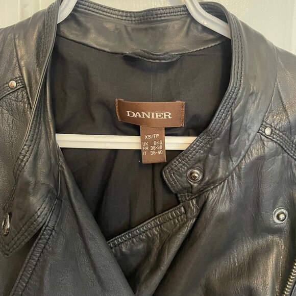 Danier Leather Jacket, size XS - Picture 4 of 11